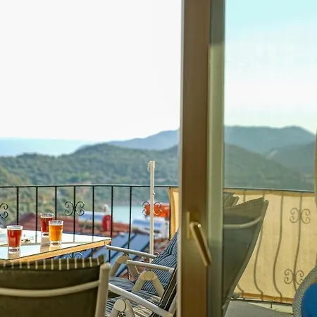 Picus Amazing Sunset View 公寓 *