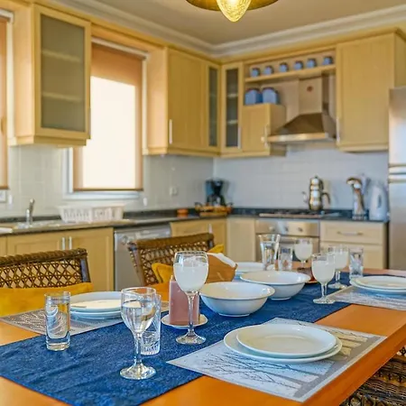 Picus Amazing Sunset View 公寓