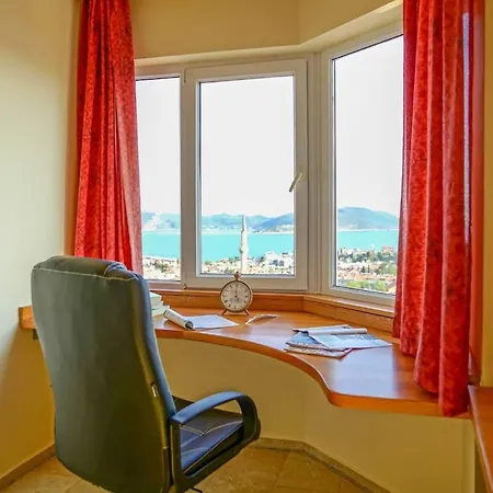 Picus Amazing Sunset View