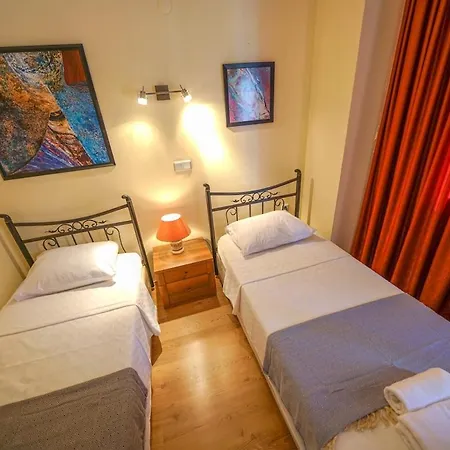 Picus Amazing Sunset View 公寓